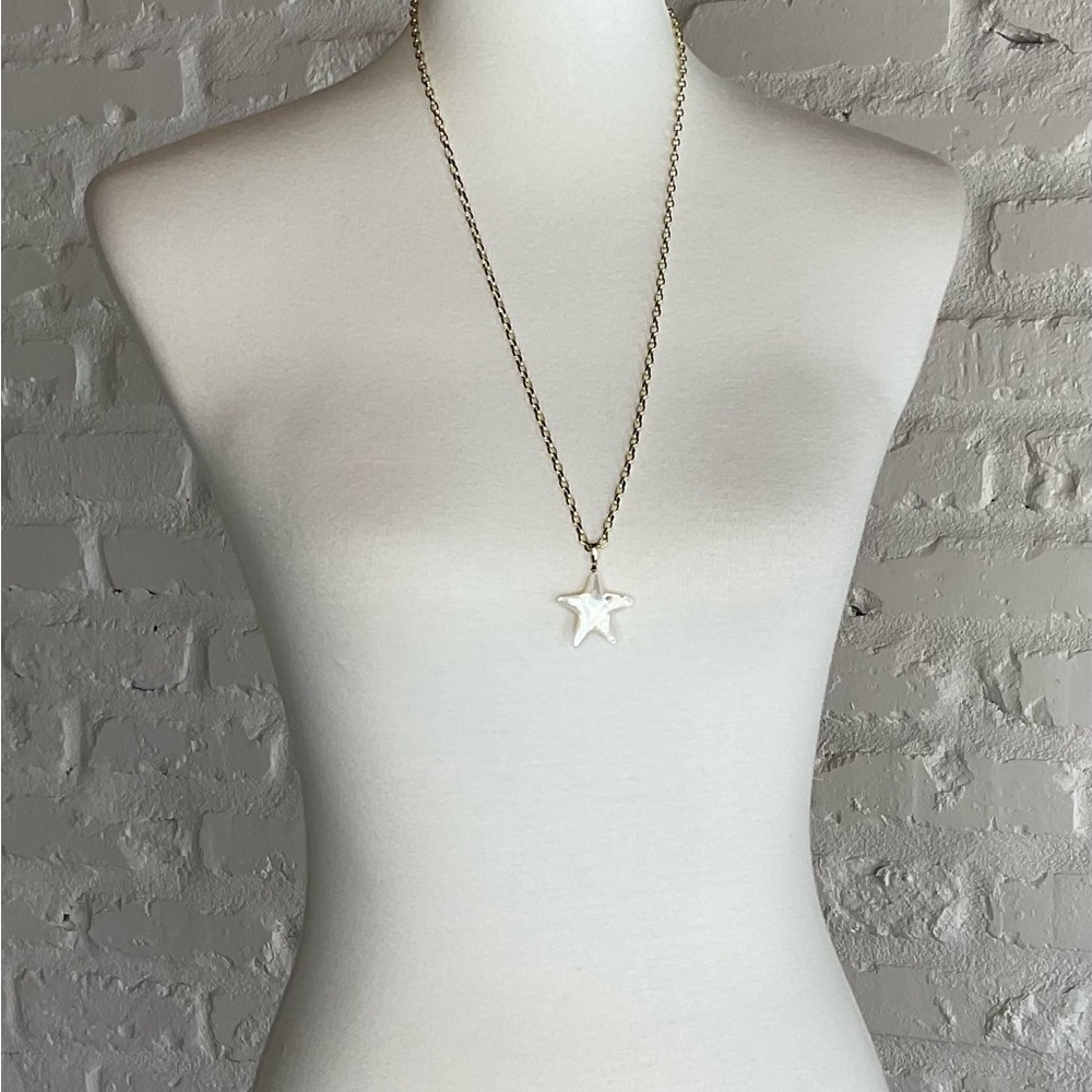 Gold Star Pendant Necklace